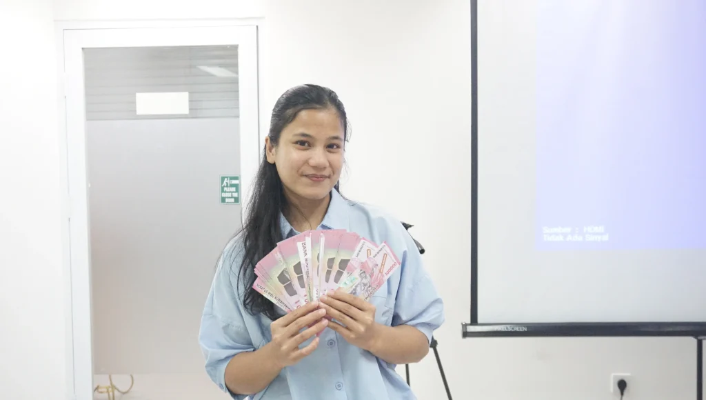 Empowering Students with Financial Literacy: Enrichment Programme at Jakarta Academics