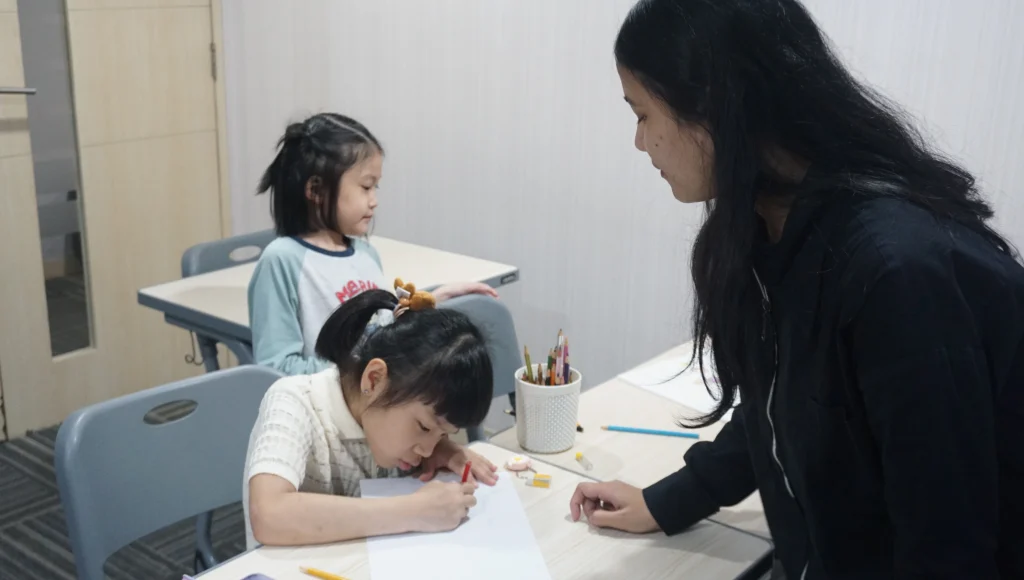 international hybrid school