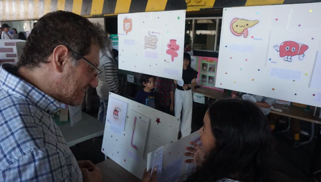 Perbedaan Sekolah Internasional dan Sekolah Nasional: Mana yang Cocok untuk Anak Anda?